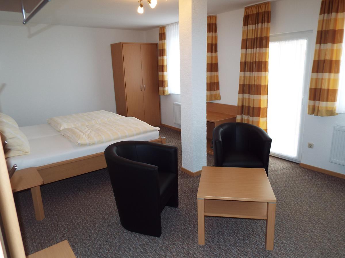 Hotel Garni Zum Reinhardswald Gewissenruh 객실 사진