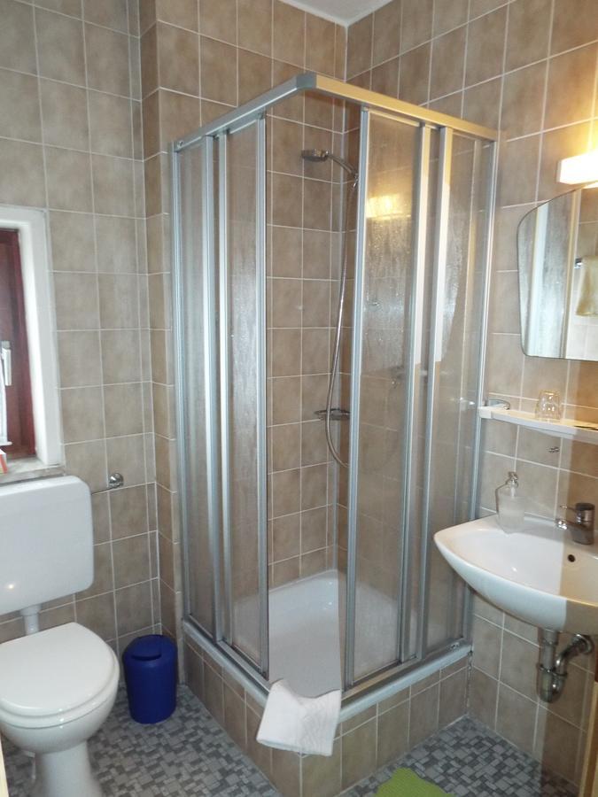 Hotel Garni Zum Reinhardswald Gewissenruh 외부 사진